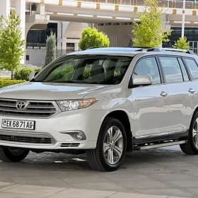 Toyota Highlander 2013