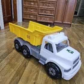 igrushka kamaz