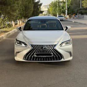 Lexus ES 350 2022