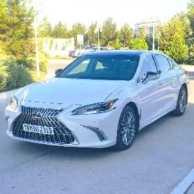 Lexus ES 350 2024