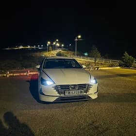 Hyundai Sonata Hybrid 2021
