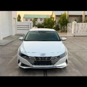 Hyundai Elantra 2021