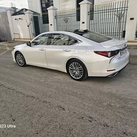 Lexus ES 350 2024