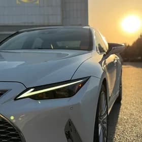 Lexus IS 300 2022