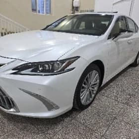 Lexus ES 350 2022