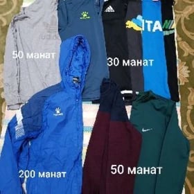 Футболки и свитера