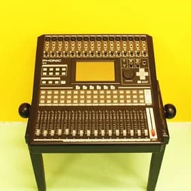phonic is16 pult sifrawoy
