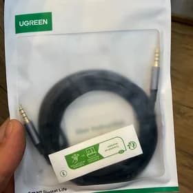 Ugreen aux