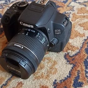 Canon 700