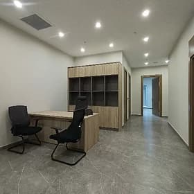ARENDA : OFIS 3 ETAJDA 120 M2