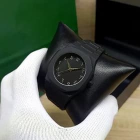 Karbon sagat часы