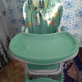 Стульчик для кормления.