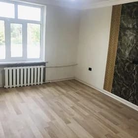 9 Mkr 2 Etaž 2 Komnat