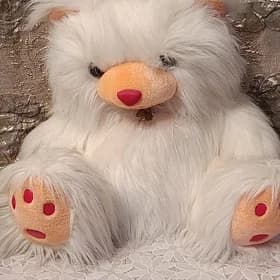 Мягкая белая игрушка