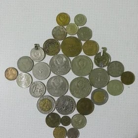 монеты