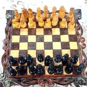 Şahmyt, Шахматы