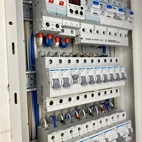 《⚡️elektrik 🛠Santehnik 》