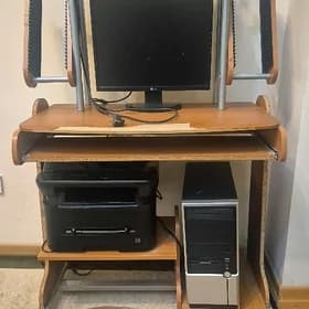 Stol kompyuter printer