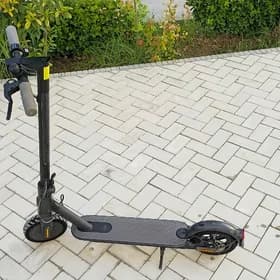 Elektro skuter