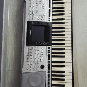 Yamaha psr 3000
