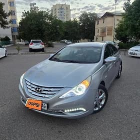 Hyundai Sonata 2011