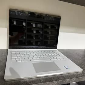 Surface i7 8Th/16Gb/256Gb/2Gb