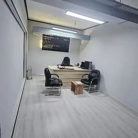 Gurtly arende podwal 250m²