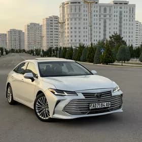 Toyota Avalon 2019