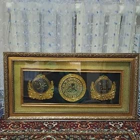 часы с молитвой в рамке б/у