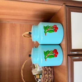 Syrçaly piti 40l, Bedre plastmass 80l, Bedre demir 10l, Bidon 5,5l / Эмалевая ведро 40 л, пластиковое ведро 80 л, железное ведро 10 л, Бидон 5,5 л