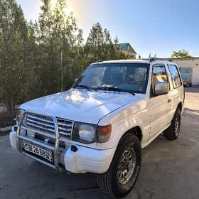 Mitsubishi Pajero 1995