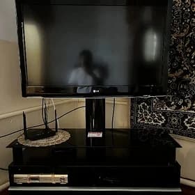 LG telewizor 42lik