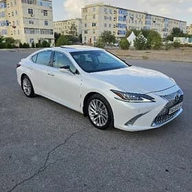 Lexus ES 350 2020