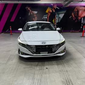 Hyundai Elantra 2021