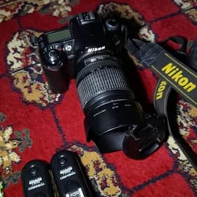 Nikon D90
