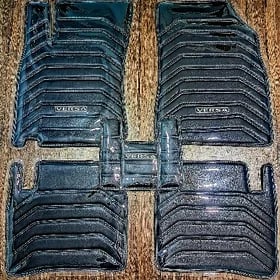 Kowrik Versa