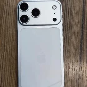 Iphone11 17pro owrulen 128gb
