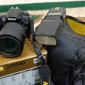 Nikon D7000