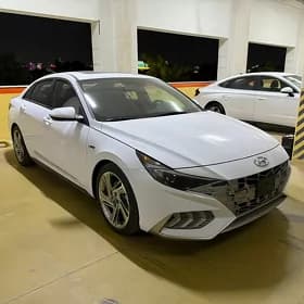 Hyundai Elantra 2022