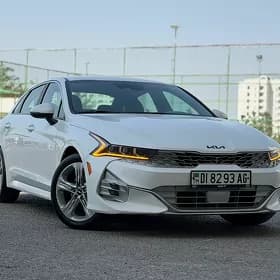 Kia K5 2023