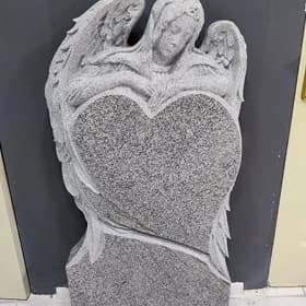 Памятники Портреты Надписи