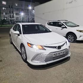 Toyota Camry 2023