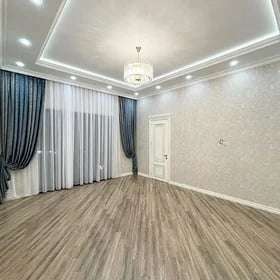 Eyesinden Gurtly boş jay Aljak