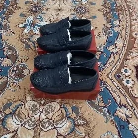 Makisina Derimod.