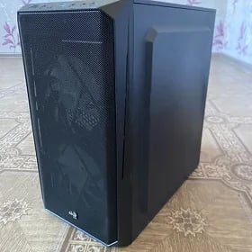 Kompyuter AeroCool