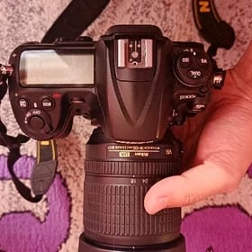 Nikon 300 s