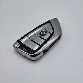 Pult yitdi BMW