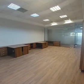 Arenda ofis 1000 kw