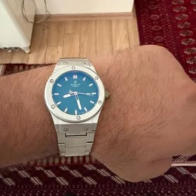 Hublot sagat-часы