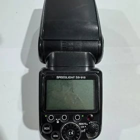 Nikon spicka 910 lyk.